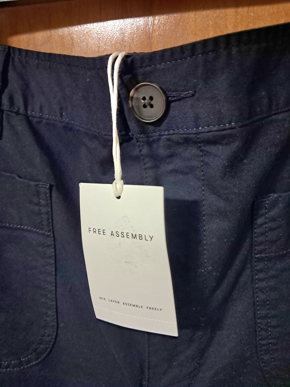 NWT Free Assembly Navy Button-Front Wide Leg Womens Pants Size 16-18